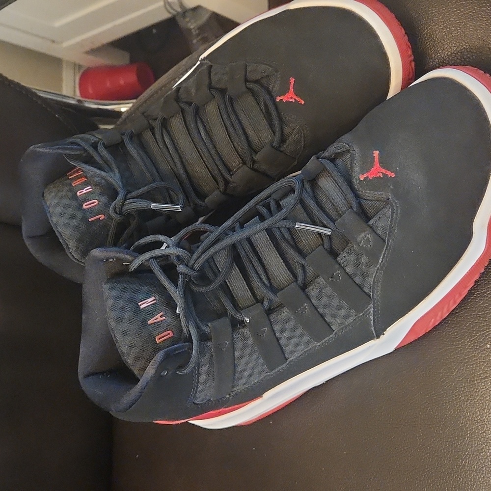 Nike Air Jordan Max Aura - Picture 4 of 4